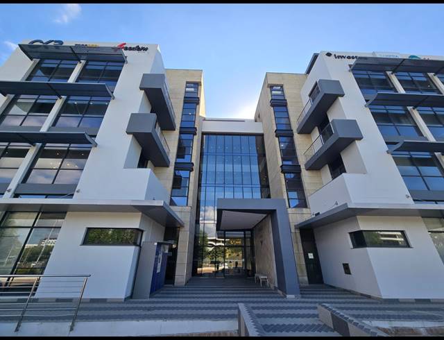 395M² OFFICE TO LET IN TYGER VALLEY